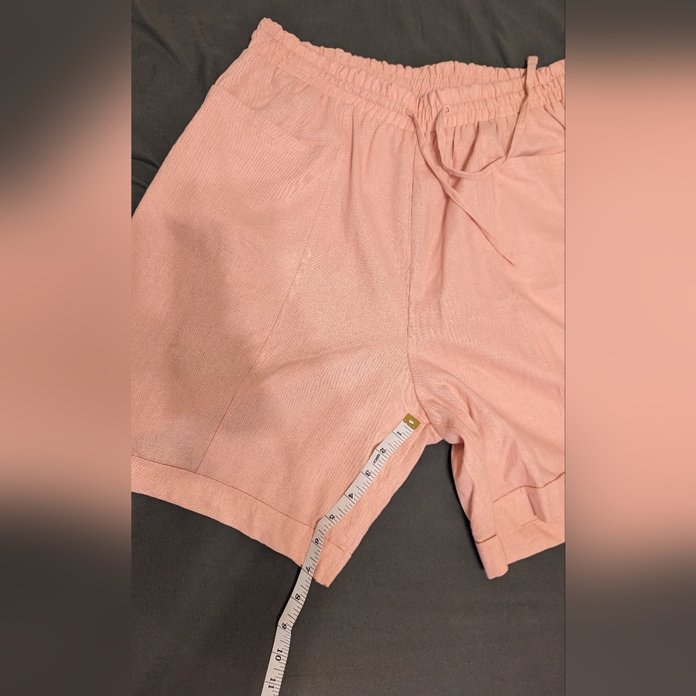 Shorts - Picture 6 of 9